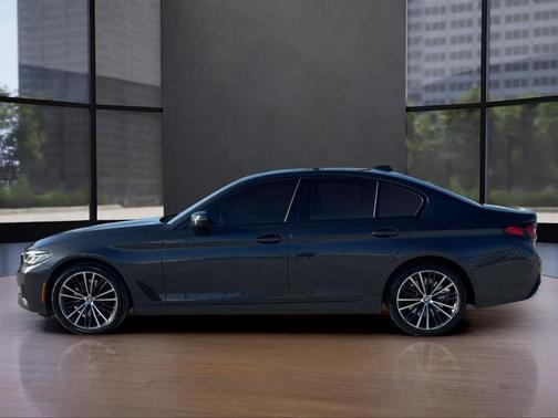 2021 BMW 540 i