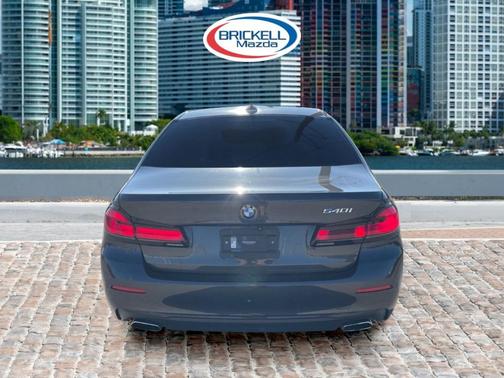 2021 BMW 540 i