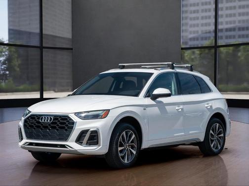 2024 Audi Q5 45 S line quattro Premium