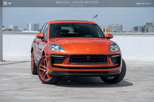 2022 Porsche Macan Base