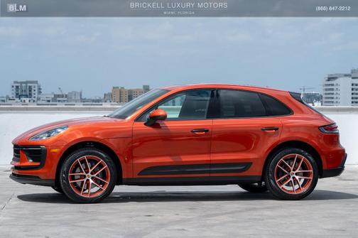 2022 Porsche Macan Base
