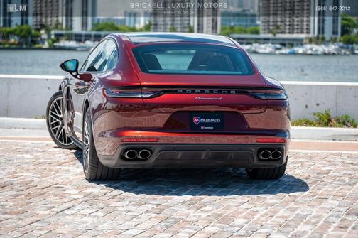 2021 Porsche Panamera 4