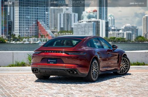 2021 Porsche Panamera 4