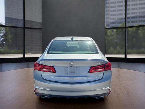 2018 Acura TLX V6 w/Technology Package