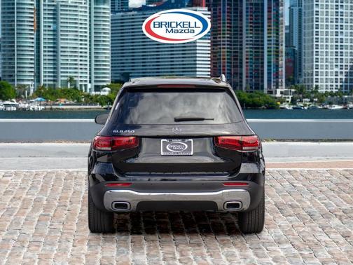 2022 Mercedes-Benz GLB 250 Base