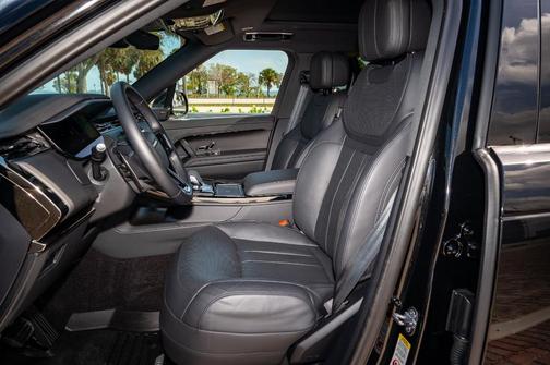 2024 Land Rover Range Rover Sport SE