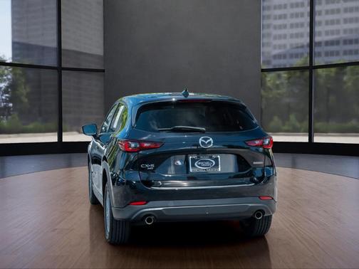 2022 Mazda CX-5 2.5 S Preferred Package