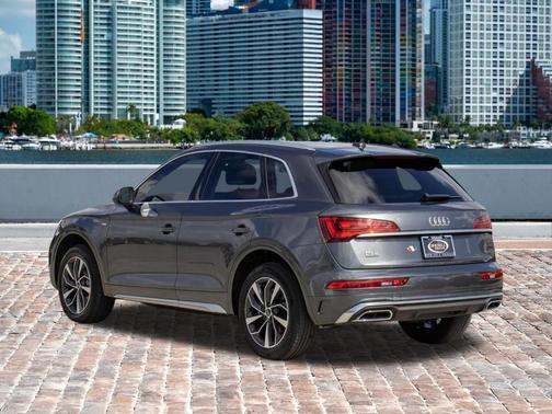 2023 Audi Q5 45 S line quattro Premium