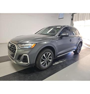2023 Audi Q5 45 S line quattro Premium