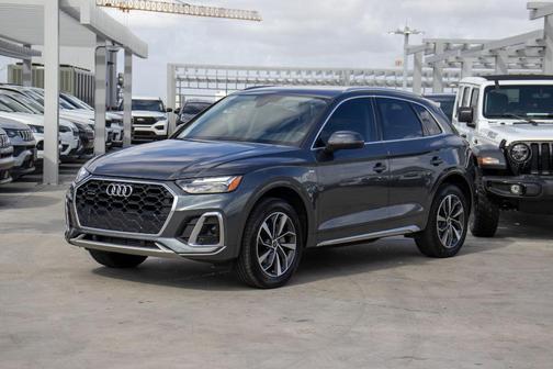 2023 Audi Q5 45 S line quattro Premium