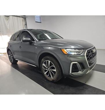 2023 Audi Q5 45 S line quattro Premium
