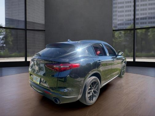 2020 Alfa Romeo Stelvio Base