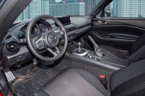 Soul Red Crystal Metallic 2026 Mazda MX-5 Miata Sport