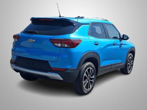 Marina Blue Metallic 2026 Chevrolet Trailblazer LT