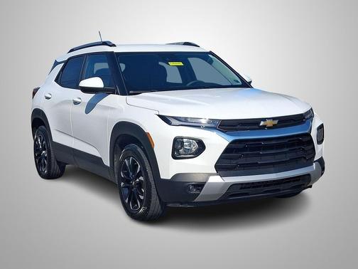Summit White 2023 Chevrolet Trailblazer LT