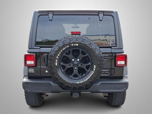2020 Jeep Wrangler Unlimited Willys 4X4