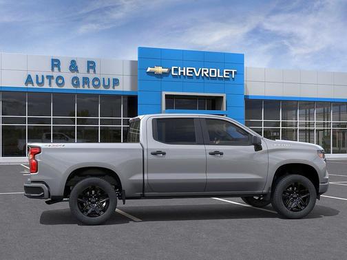 Sterling Gray Metallic 2026 Chevrolet Silverado 1500 Custom