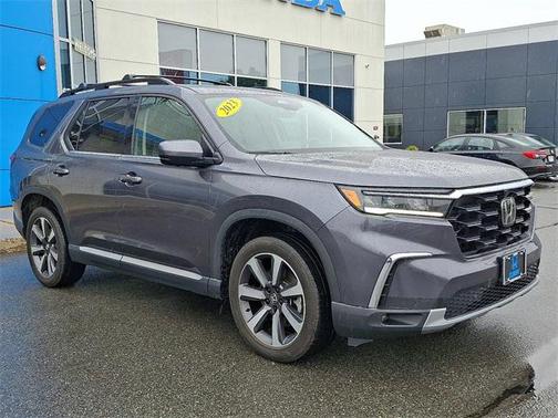 2023 Honda Pilot AWD Elite