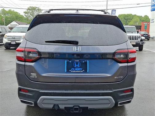 2023 Honda Pilot AWD Elite