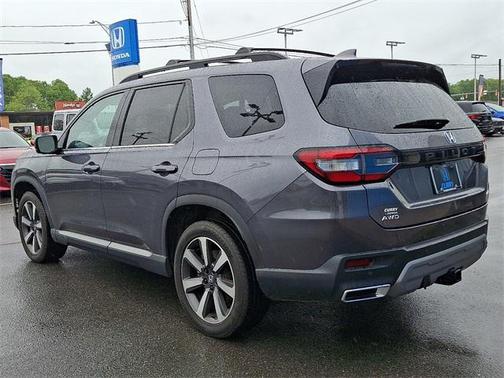2023 Honda Pilot AWD Elite