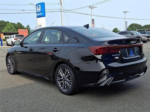 2022 Kia Forte GT-Line