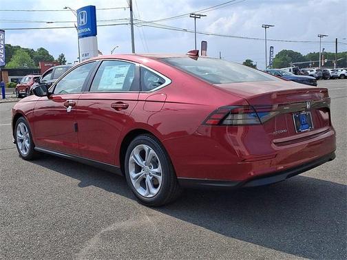 2025 Honda Accord LX 1.5T