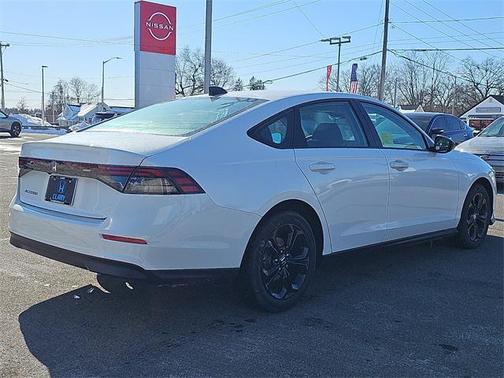 2025 Honda Accord Sport SE 1.5T