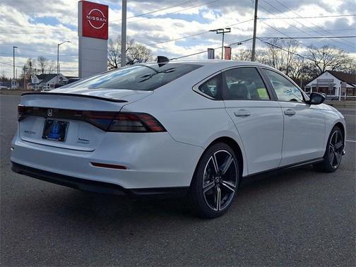 2025 Honda Accord Hybrid Base