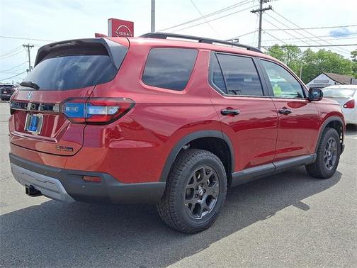 2025 Honda Pilot TrailSport