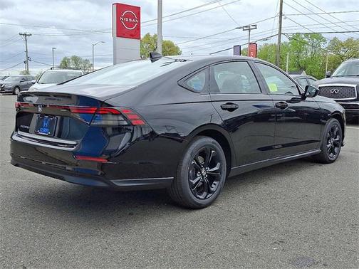 2025 Honda Accord Sport SE 1.5T
