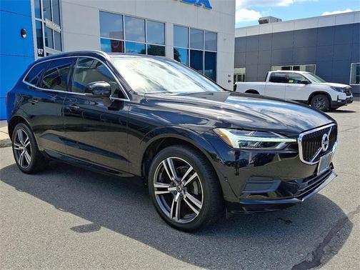 2018 Volvo XC60 T5 Momentum