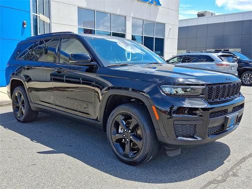 2022 Jeep Grand Cherokee L Altitude