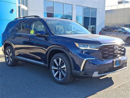 2025 Honda Pilot Touring 8-Passenger