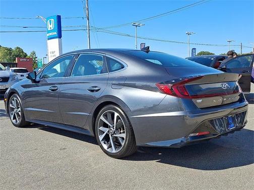 2022 Hyundai SONATA SEL Plus