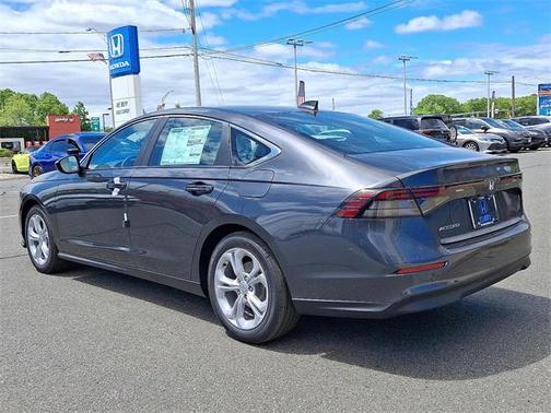 2025 Honda Accord LX 1.5T