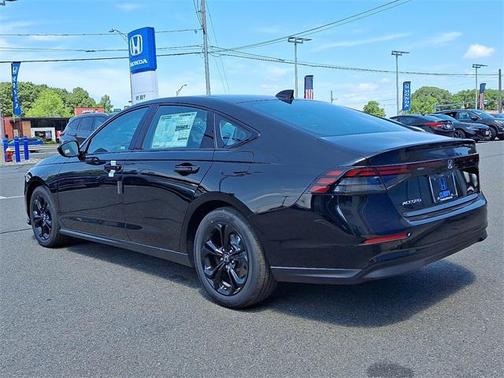 2025 Honda Accord Sport SE 1.5T