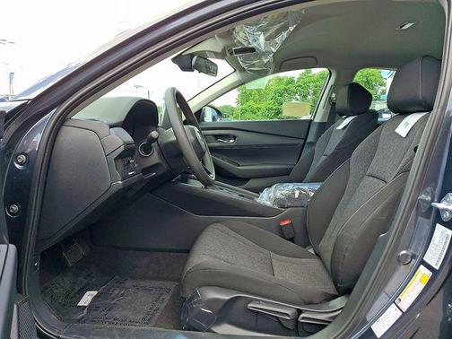 METEORITE_GRAY_MET 2026 Honda Accord LX 1.5T