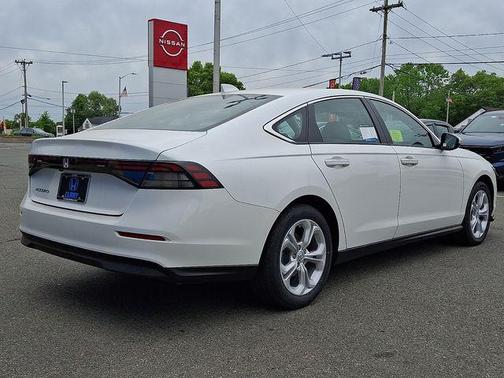 PLATINUM_WHITE_PEA 2026 Honda Accord LX 1.5T