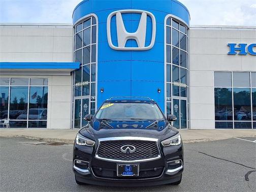 2017 INFINITI QX60 Base