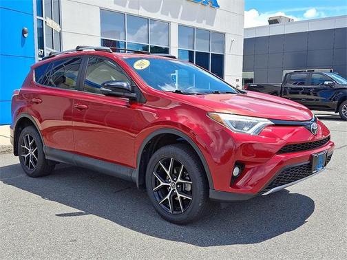 2017 Toyota RAV4 SE