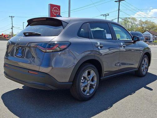 Crystal Black Pearl 2026 Honda HR-V LX