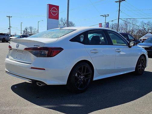 PLATINUM_WHITE_PEA 2026 Honda Civic Sport