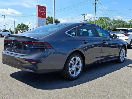 2025 Honda Accord LX 1.5T