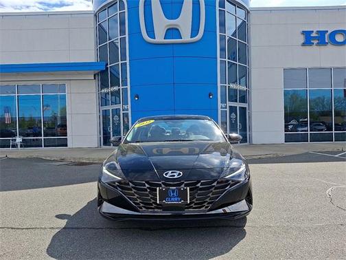2022 Hyundai ELANTRA Limited