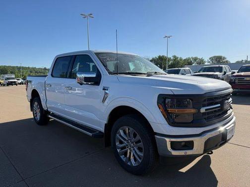Oxford White 2024 Ford F-150 XLT