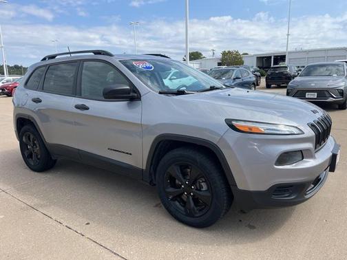 2016 Jeep Cherokee Altitude