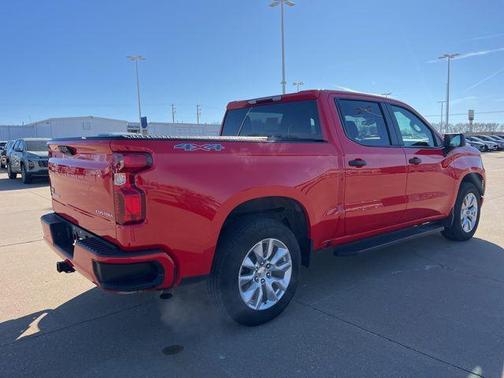 2022 Chevrolet Silverado 1500 Custom