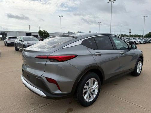 Moonstone Gray Metallic 2026 Buick Envista Preferred FWD