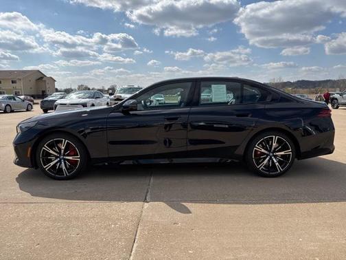 2025 BMW 550e xDrive