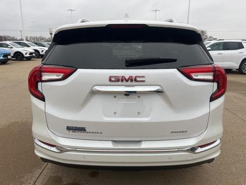 2022 GMC Terrain Denali